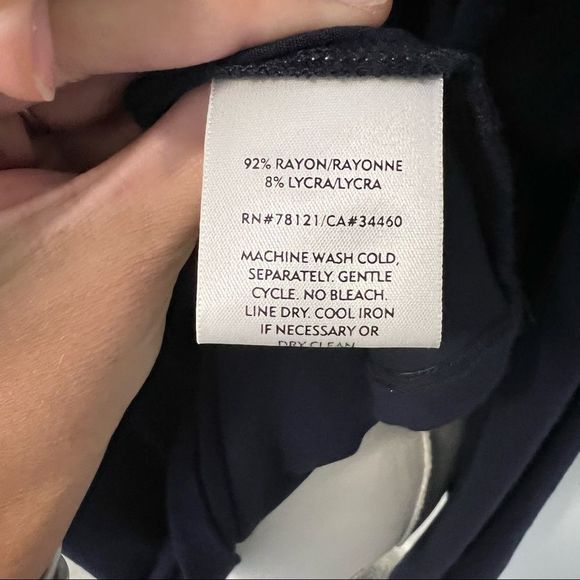 Eileen Fisher Navy Blue Long Sleeve Scoop Neck T-Shirt - Picture 10 of 10